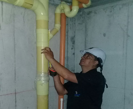 Plomeros economicos 24 horas